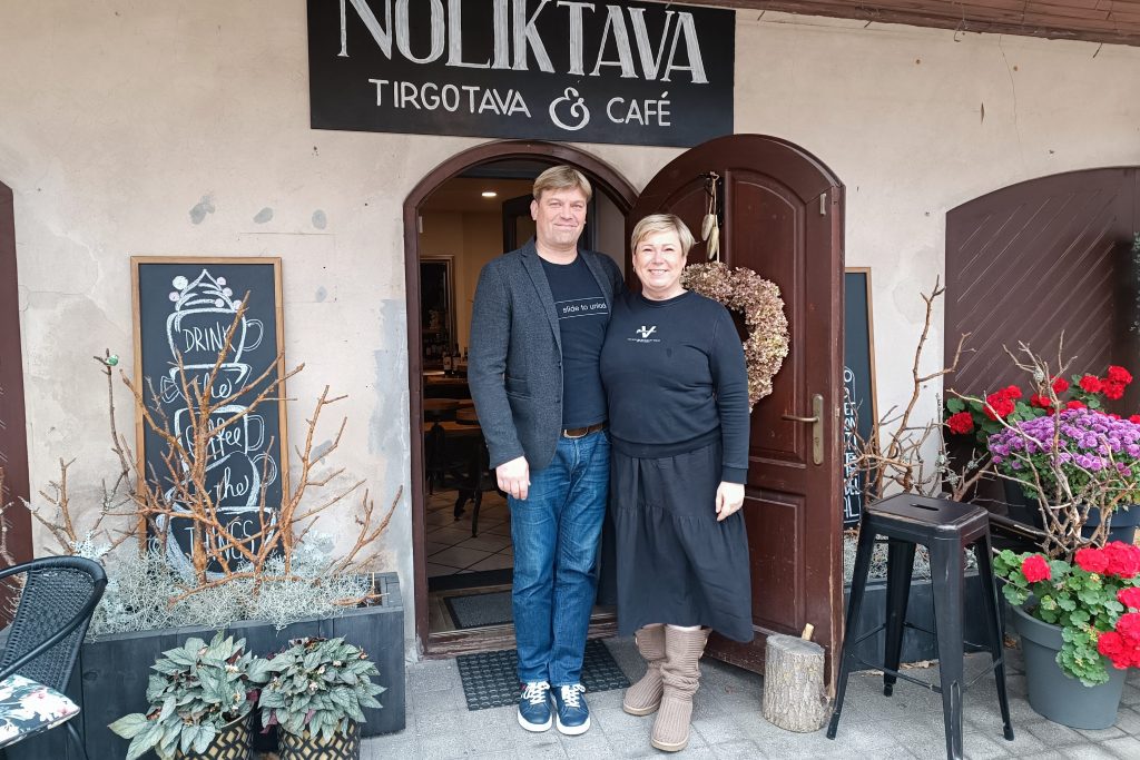 kristines kolthofas atgriesanas stasts jaunas dzives sakums ogre