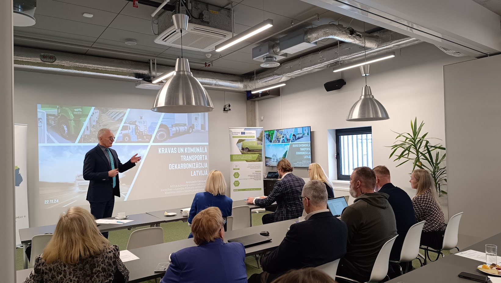 transporta dekarbonizacija izaicinajums kas prasa tuliteju ricibu gan pieprasijuma gan piedavajuma puse