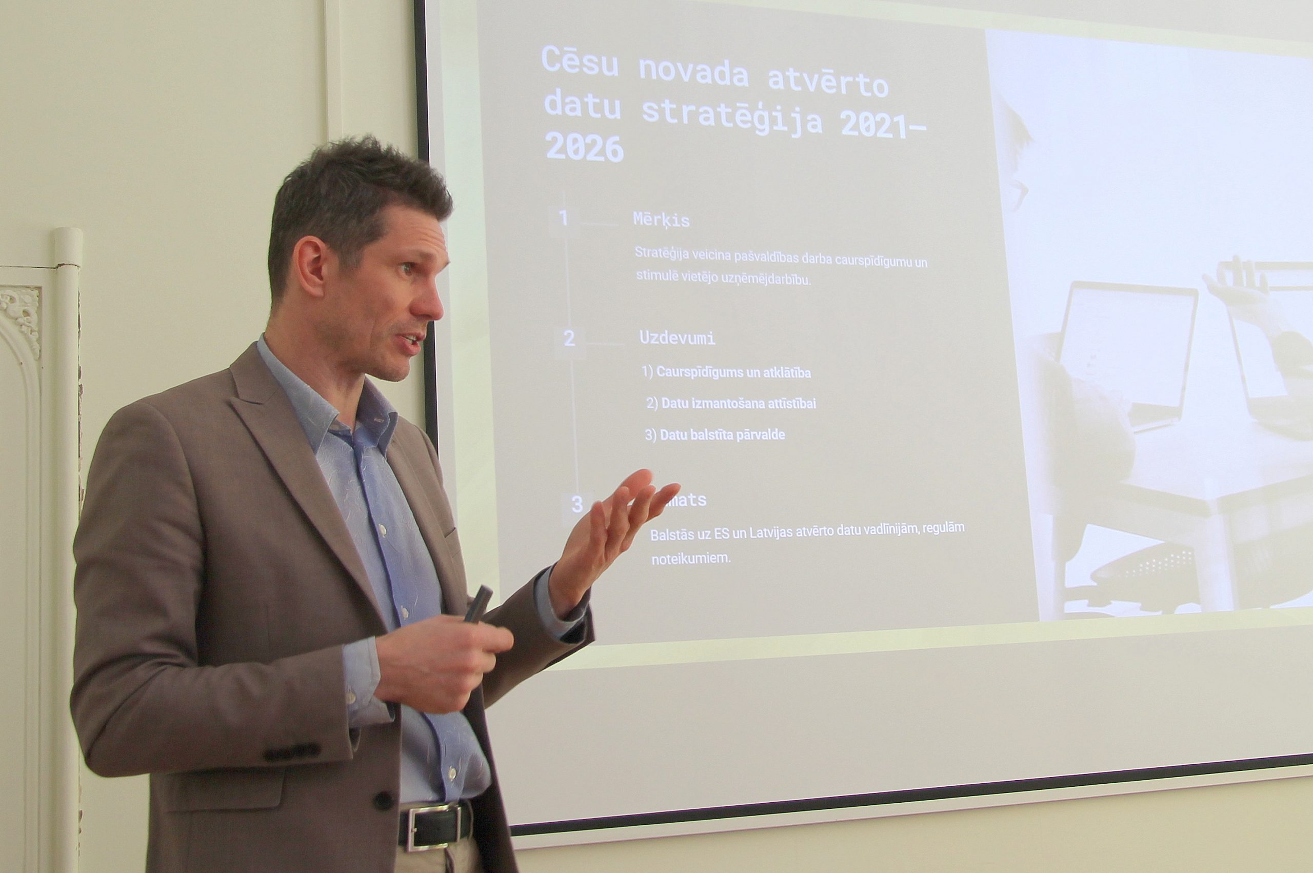 lai vajadzibas nepazud statistika ka dati palidz sadzirdet iedzivotajus