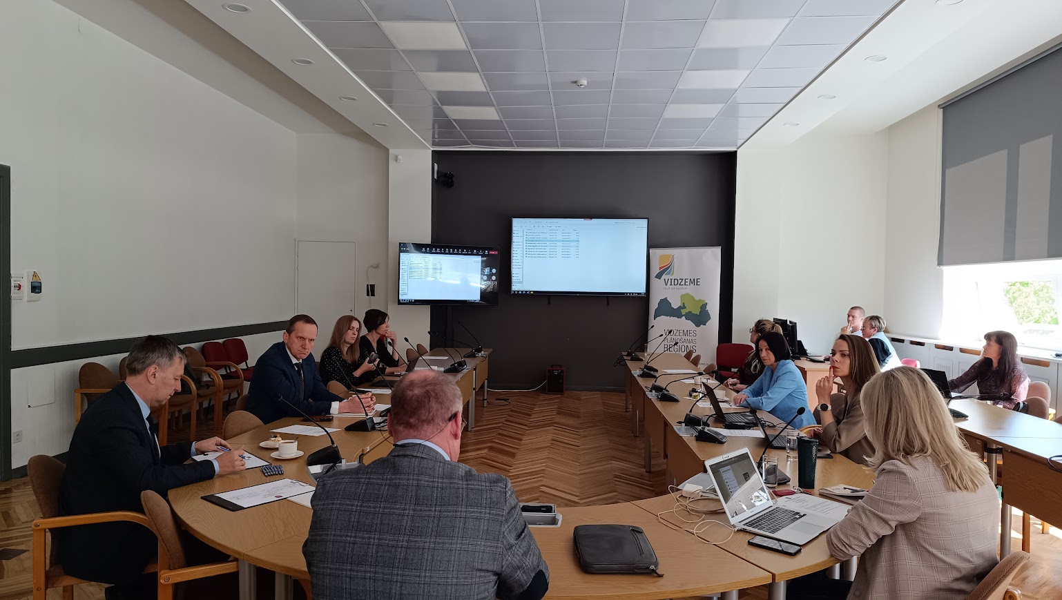 vpr attistibas padome define regiona poziciju es arejas robezas stiprinasanai un gatavojas ek vizitei latvija