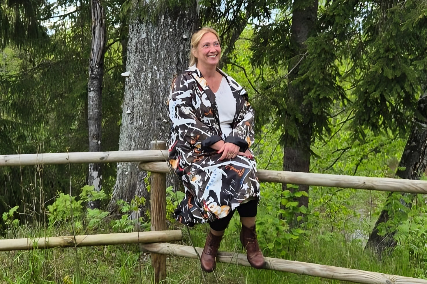 vineta zalite latviesi ir superiga siksta tauta mums ir jaturas kopa